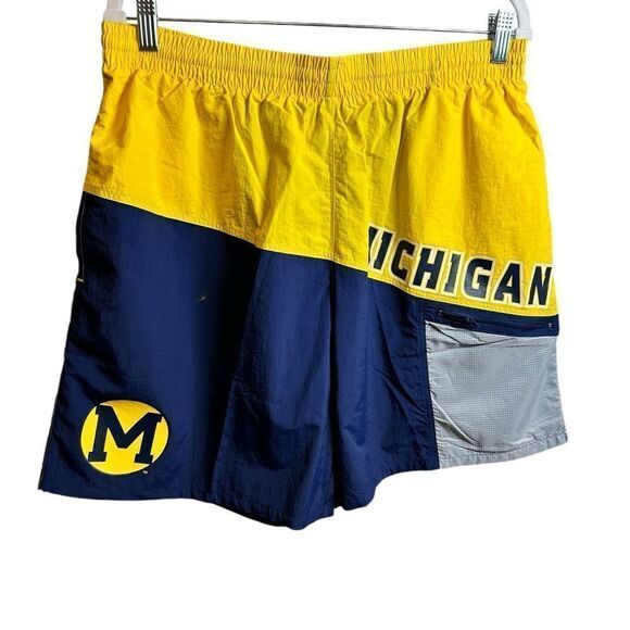 NWT Mitchell & Ness Men’s Michigan Wolverines Yellow Blue Shorts NCAA Lined - XL - Picture 1 of 6